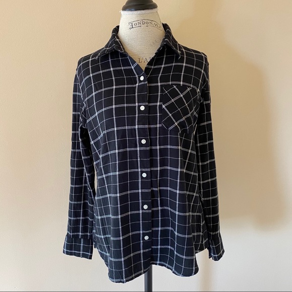 GAP Tops - Gap Plaid Button Up
